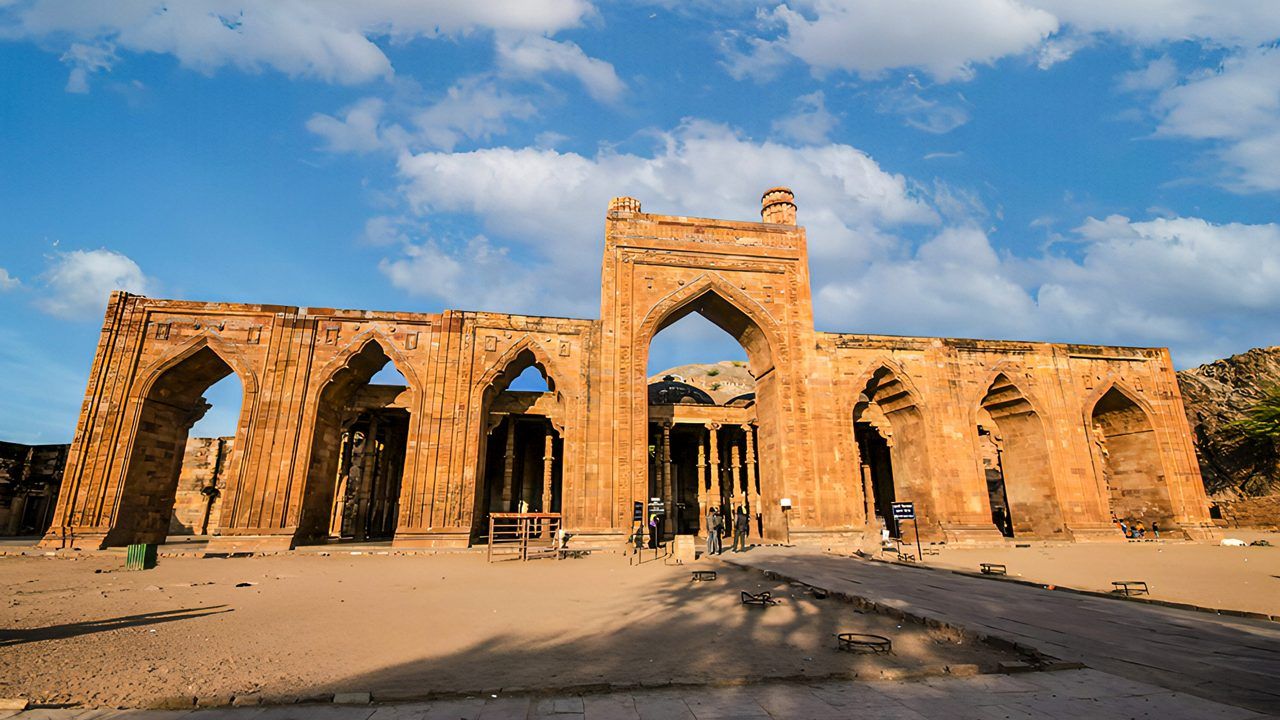 Ajmer Attractions, Things to do in Ajmer, Ajmer Dargah Sharif, Ajmer Sightseeing, Ajmer Tourism, Places to visit in Ajmer